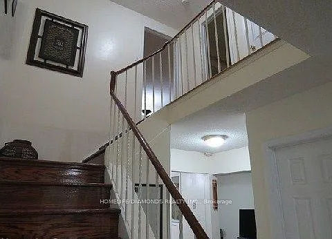 40 Harley Dr — Photo 6