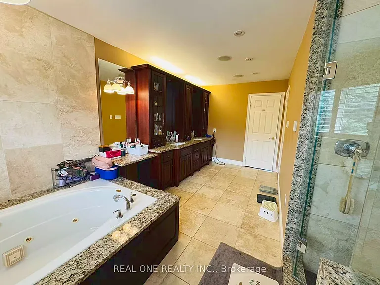 2361 Silverwood Dr — Photo 25