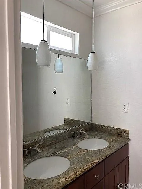 4 bed, 1316 sqft, $2,900 — Photo 4