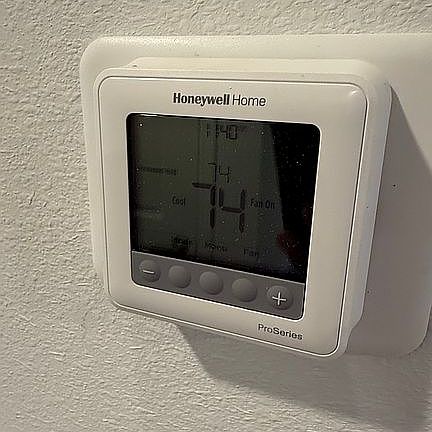 A/C Thermostat 