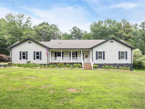125 Christie Ln, Piedmont, SC 29673