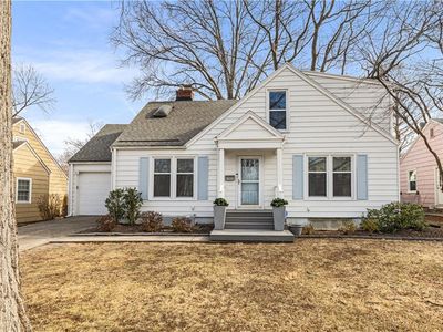 5925 Catalina St, Fairway, KS, 66205