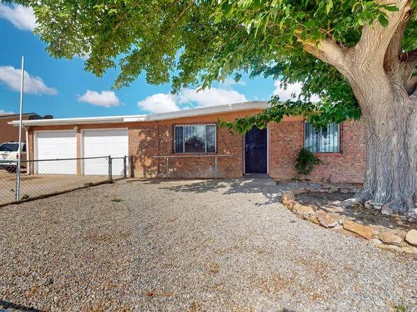 1001 Blazick St SW, Albuquerque, NM 87121