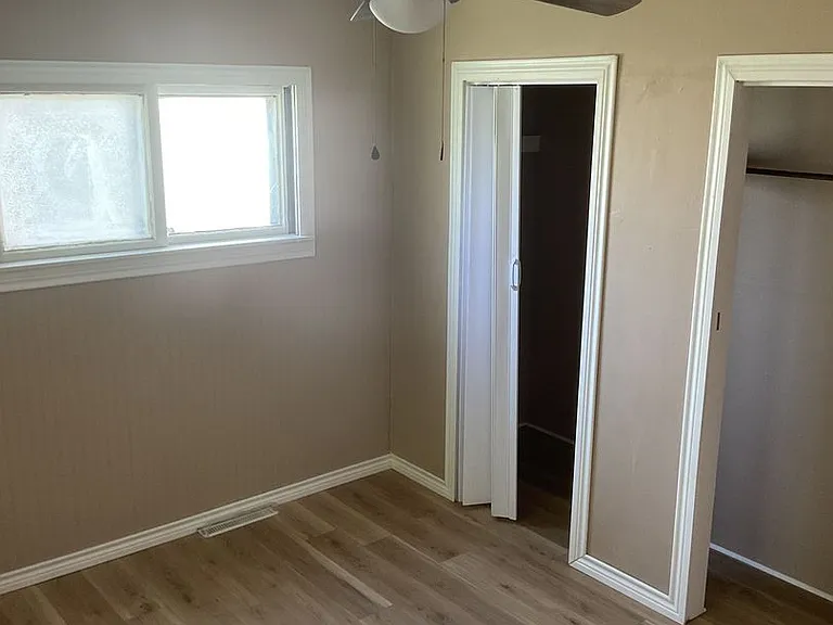 3 Poplar Ave — Photo 7