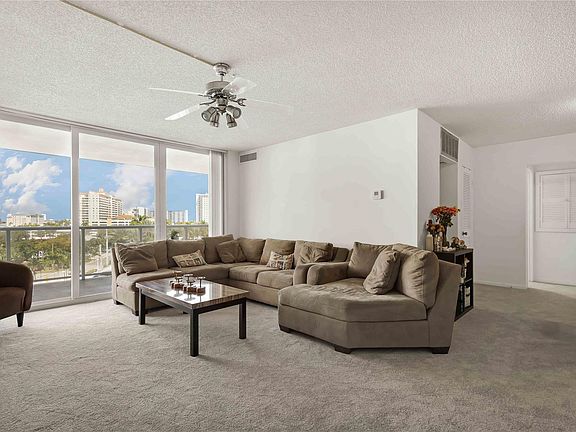 3rd image of 2701 N Ocean Boulevard #5f