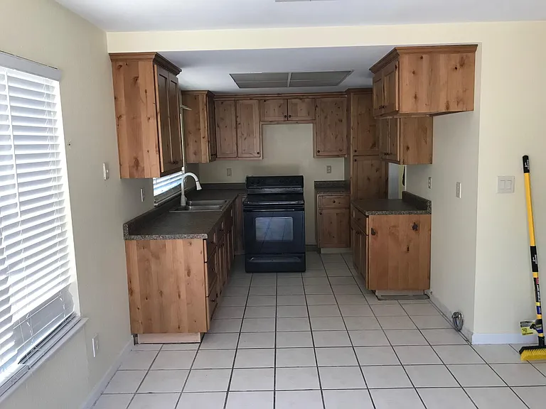 6948 Sunburst Way — Photo 3