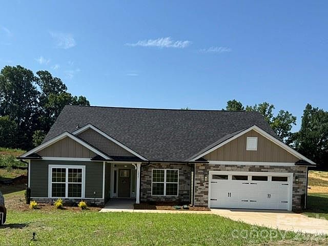 1st image of 1235 Gardenia Dr #41