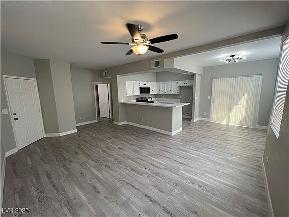 4th image of 1505 Blackcombe St Unit 103