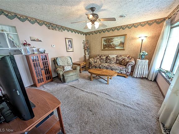 2nd image of 4724 Gary Ave