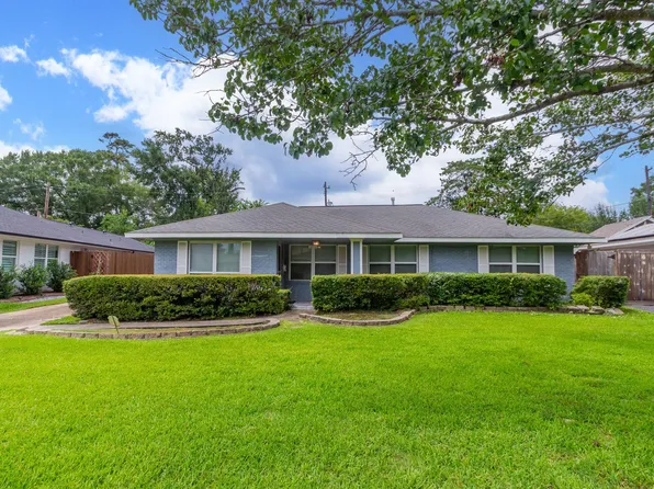 1810 Viking Dr, Houston, TX 77018
