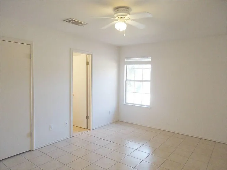 9627 Sugar Hill Dr #B — Photo 17