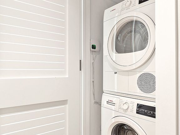 4th image of 1274 5th Ave APT 301