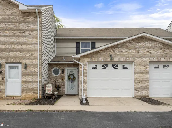 211 Waterbrook Ct, Woodstock, VA 22664