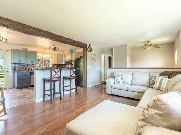 906 Saddle Dr, Helena, MT 59601