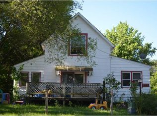 1427 E Vine St, Des Moines, IA 50316