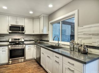 2870 N Cottonwood St UNIT 4, Orange, CA 92865