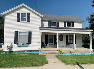805 N Lansing St, Saint Johns, MI 48879