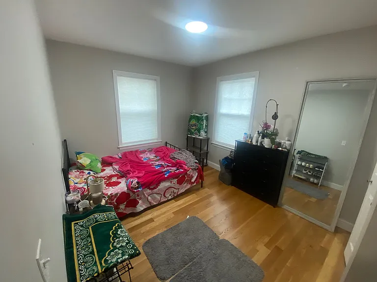 41 Horace St — Photo 18