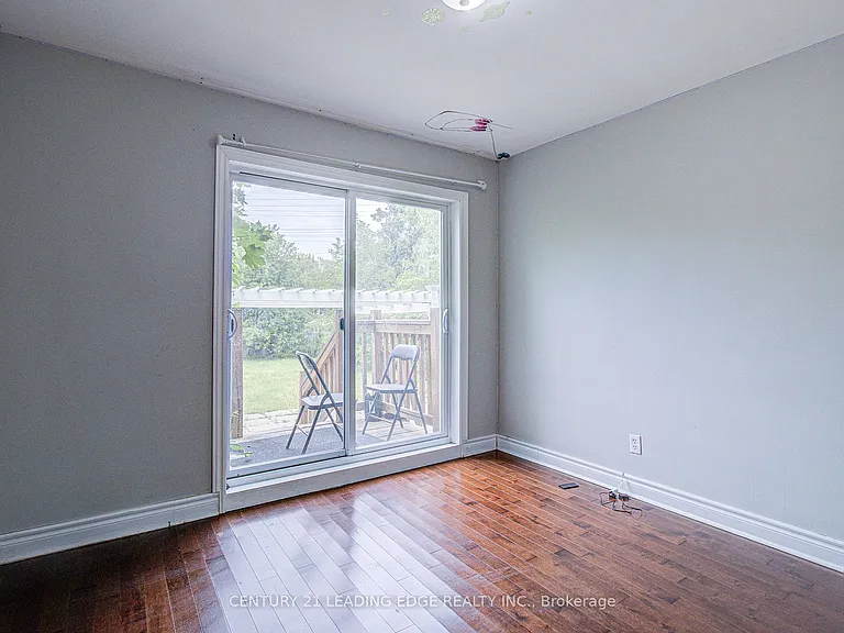 124 Haileybury Dr — Photo 26