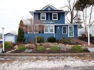 19 Maple St, Wareham, MA 02532