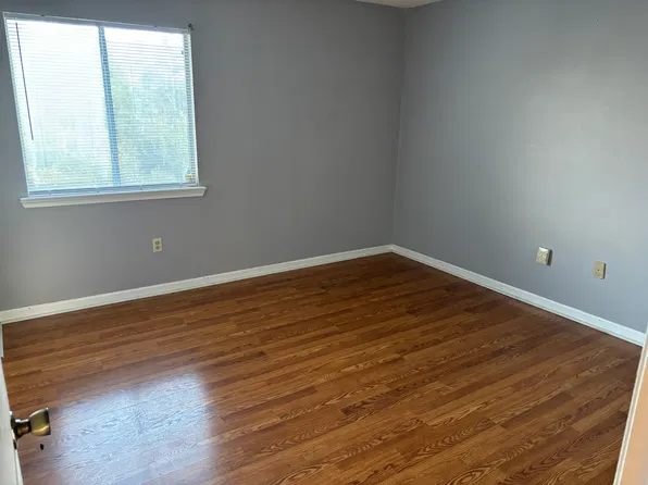 240 E Myrtle Greens Dr, Conway, SC 29526