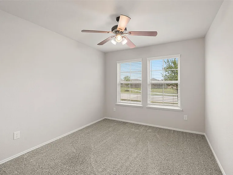 6414 Clyde Arbor Dr — Photo 8