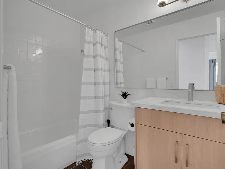Canyon Ct — Photo 32