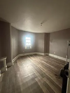 2 bed, 1.0 bath, 650 sqft, $1,300 — Photo 4