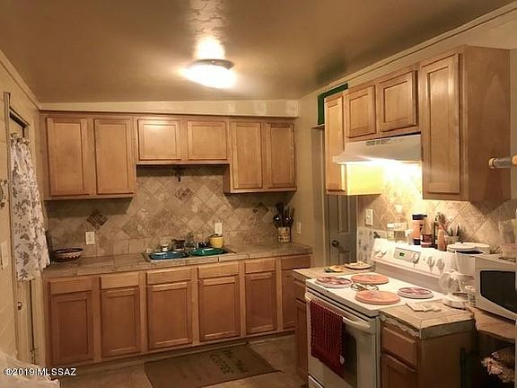 2nd image of 6716 S Downing Ave