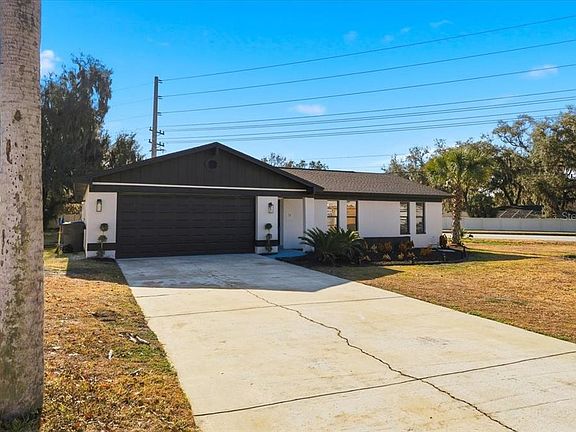 3rd image of 6134 CHRISTINA DRIVE E