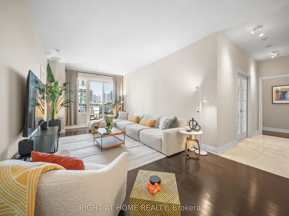 23 Rean Dr #504, Toronto, ON M2K 0A5