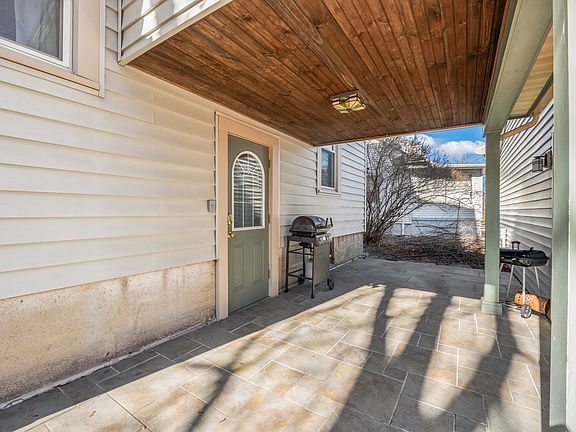 3rd image of 17 Aitken Ave #1