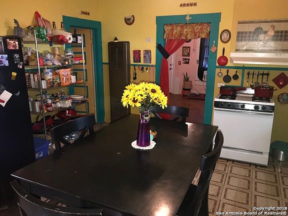 4th image of 105 Clutter Ave