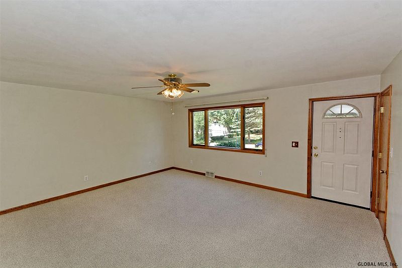 4th image of 376 E CAMPBELL RD