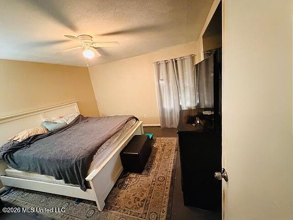 4th image of 1455 Wooddell Dr