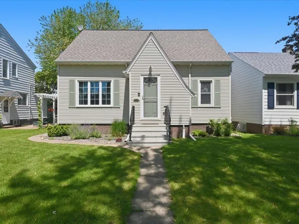 915 N 22nd St, Superior, WI 54880