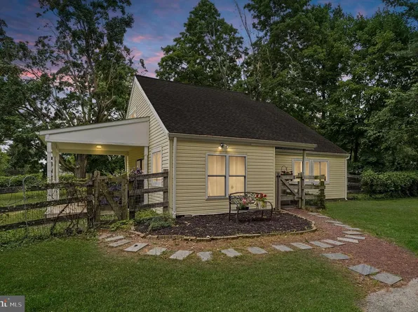 374 S Jennersville Rd, West Grove, PA 19390