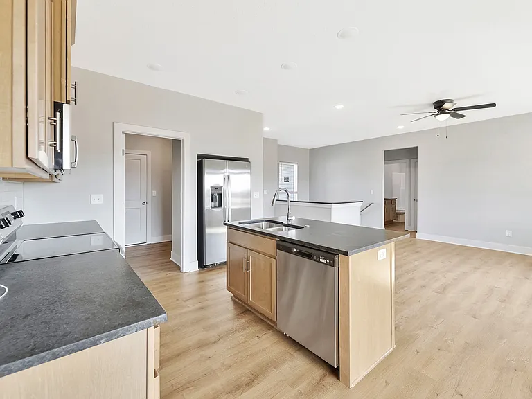 584 Long Path Ct — Photo 15