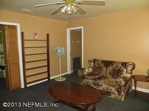 3rd image of 6054 Terry Parker Dr S