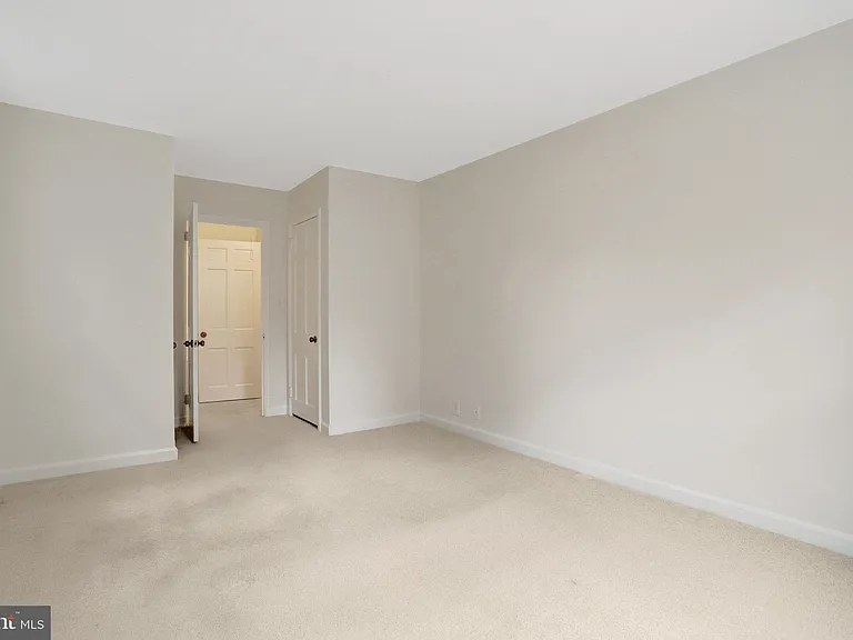 3456 S Stafford St #B1 — Photo 16