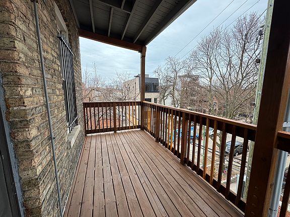 4th image of 2752 N Bosworth Ave #2
