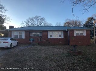 2810 11th Ave, Haleyville, AL 35565