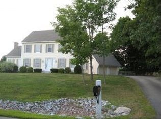 9 Greeley Hill Rd, Bedford, NH 03110