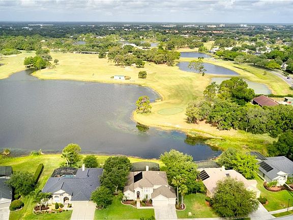 4th image of 390 Chinook Cir