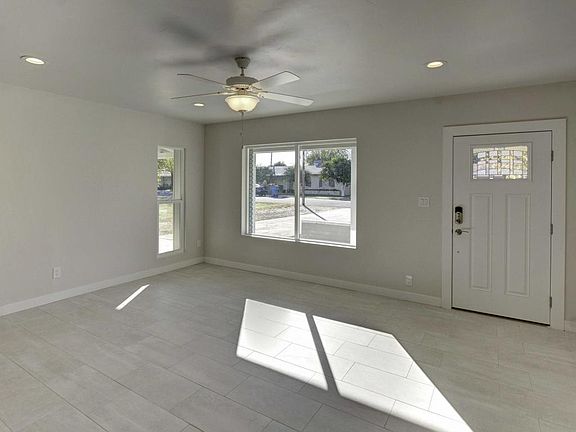 5th image of 802 E Belmont Ave