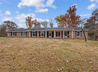 1910 Hanford Rd, Graham, NC 27253