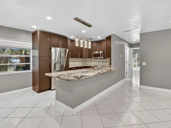 624 Flanders M, Delray Beach, FL 33484