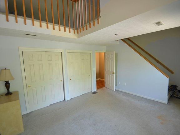 2nd fl. Master BR w/ loft