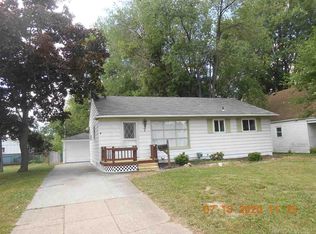 7 Ellwood Blvd, Mount Clemens, MI 48043