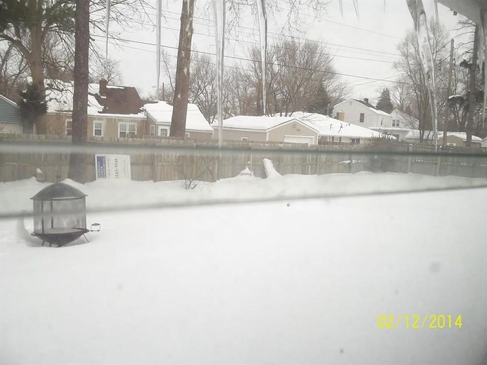 1st image of 719 W North Shore Dr